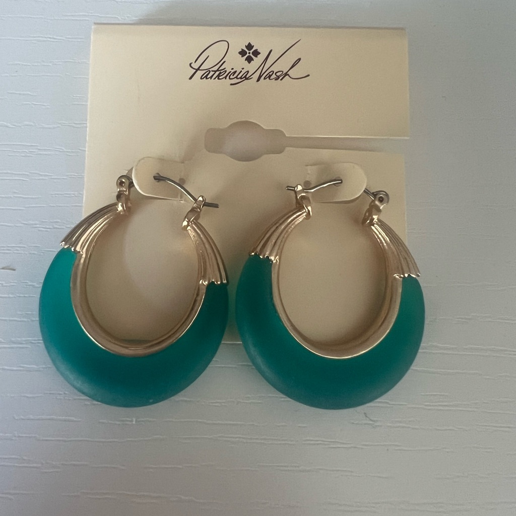 Patricia Nash Turquoise And Gold Acrylic Earrings 14$
